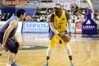 Pe�arol dice presente