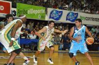 Regatas aplast� a Atenas para dominar la Zona Norte