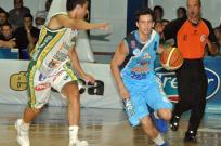 Regatas aplast� a Atenas para dominar la Zona Norte