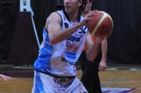 Pe�arol aplasto a Lan�s