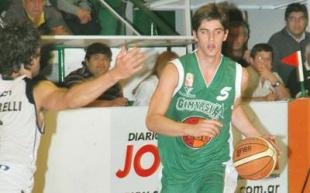 De los Santos la �rompi� y Gimnasia sigue sumando