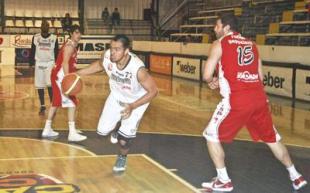 Gimnasia f�cil ante a Hurac�n de Trelew