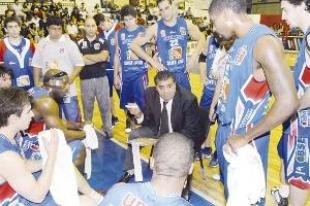 El �Negro� Romano elogi� a los extranjeros