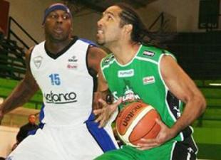 El venezolano Sucre cerca de Ol�mpico