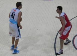 Estudiantes consigui� un amplio y necesario triunfo