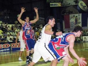 Lo durmi� en su propia casa