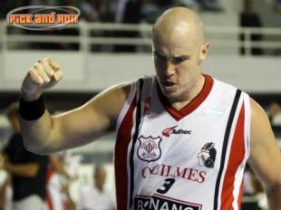 Nelson sufri� un esguince