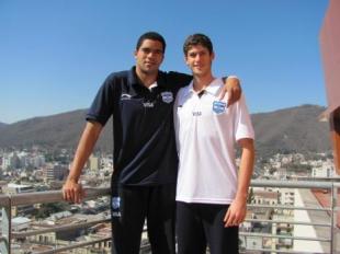 Dos promesas que viven un sue�o: Espinoza y Garino