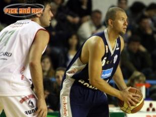 Pe�arol cort� a Stockman y trabaja en el reemplazo