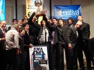 El cl�sico ya comenz� a jugarse en la fiesta