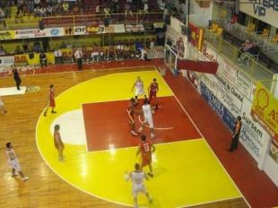 Gran victoria de �Progre� en el debut en el TNA