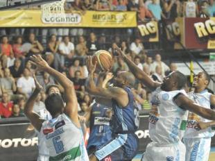 Estudiantes aprovech� todo