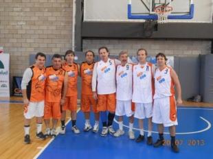 B�squet con amigos en el Centro Galicia