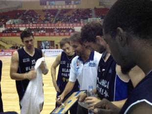 Bah�a Basket va por la novena