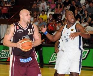 Lan�s conden� a Boca