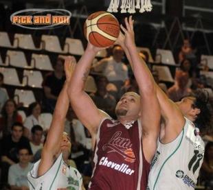 No perdon� errores y lo gole�