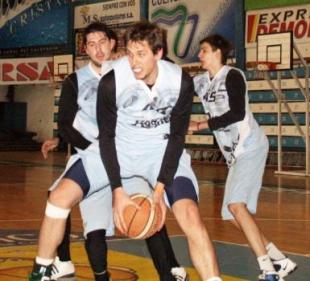 Regatas prepara viaje a Col�n