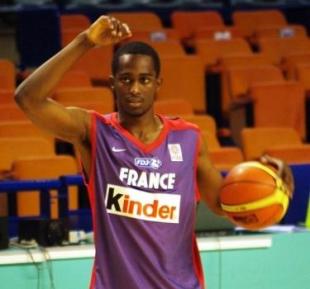 Francia perdi� a su base Rodrigue Beaubois por una fractura
