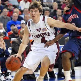 Temple vence a Duquesne con poco de Fern�ndez