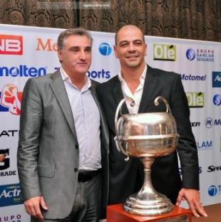 Obras � Pe�arol (Final � Juego 1)