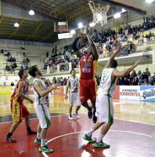 San Mart�n a un paso, Ciclista e Instituto igualaron sus series