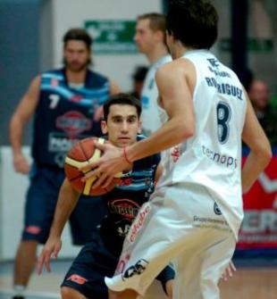 Argentino dej� todo pero cay� ante la jerarqu�a de Pe�arol