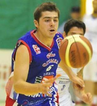 Sport Club y Echag�e contin�an arm�ndose