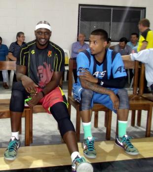 San Mart�n se qued� con el cl�sico en Mercedes