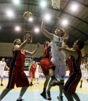 Argentina se qued� con la victoria