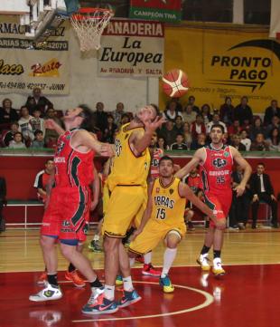 Construy� su triunfo con defensa