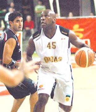 Dos triunfos, dos �dolos y una salvaci�n