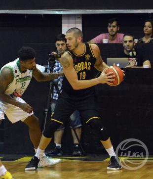 Obras volvi� al triunfo