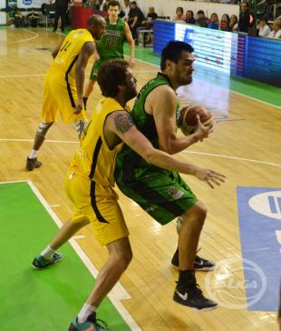 Libertad tambi�n peg� en el Socios