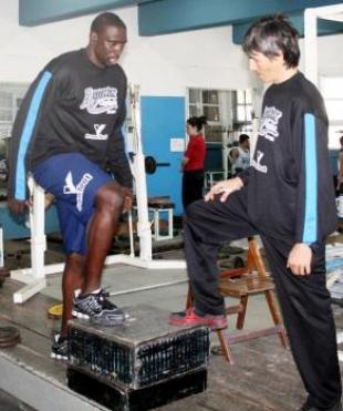 Se desgarr� Djibril Kant�