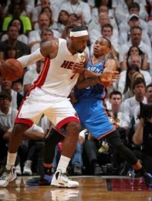 Miami volvi� a ganar y qued� match-point en la final de la NBA