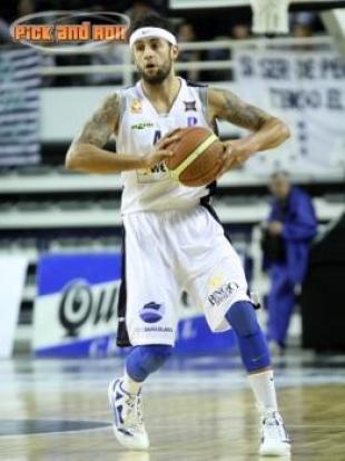 Javier Mojica se dobl� un tobillo