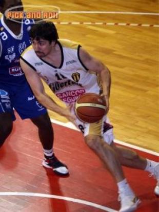 M�kulas: �Tenemos que mejorar�