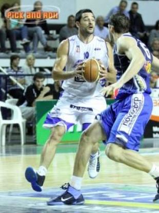 Juan Cangelosi sigue por un a�o m�s