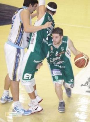 Rivero: �Tirarles el peso de la historia�