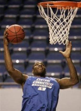 Obie Nwadike ser� el extranjero de Belgrano