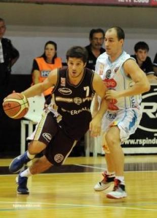 Lan�s perdi� a Cantero en la victoria sobre 9 de Julio