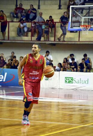 San Mart�n entren� completo