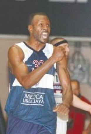 Pe�arol toma color