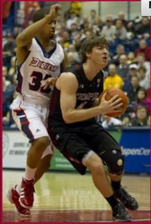 Volvi� el Lobito con derrota de Temple