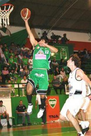 El �Bicho Verde� volvi� a la senda de la victoria