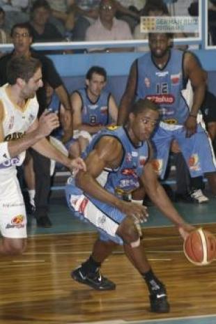 El Tachero choc� en R�o Tercero