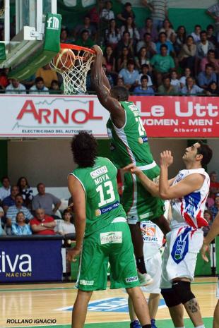 El Verde volvi� al triunfo ante su gente