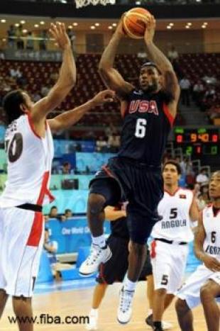 Espa�a se top� con una muralla, pero la derrib�