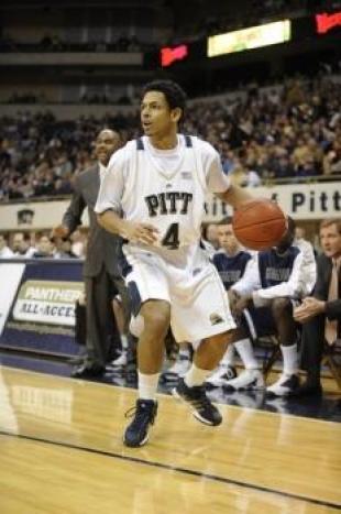 Ronald Ramon completa a Lan�s