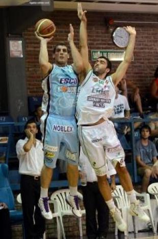 Atenas consigui� un triunfo clave